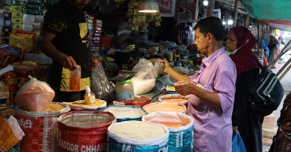 Inflated commodity price Poor in crisis, middle class in disarray