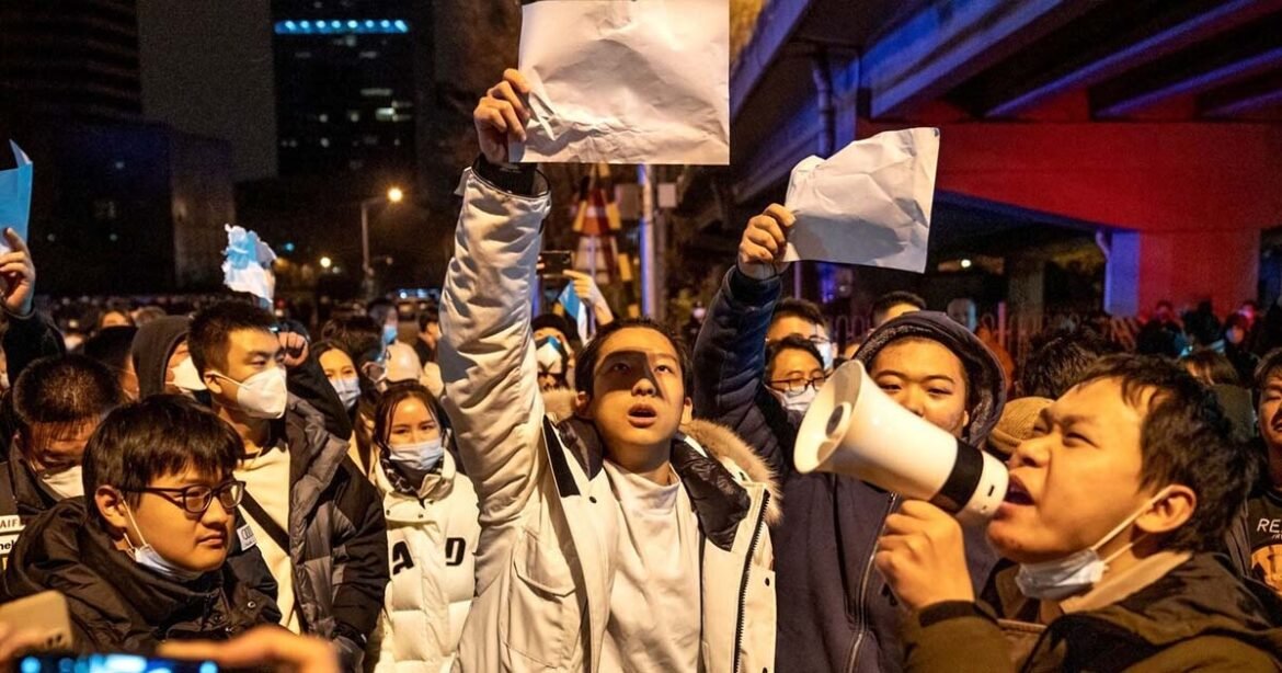 Protests over Chinas Covid controls spread across country FEATURE