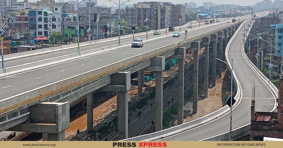 In the first 24 hours of the Dhaka Elevated Expressway's operation, 22,805 vehicles used the Airport-Farmgate segment, generating Tk18.5 lakh in toll revenue, according to Bangladesh Bridge Authority (BBA) officials.