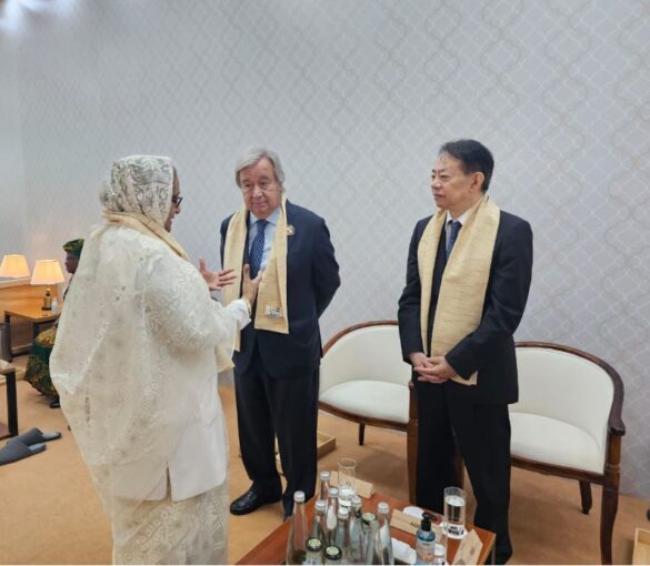 Sheikh Hasina in talks with Secretary-General of the United Nations, António Guterres (on left) and Asian Development Bank (ADB) president, Masatsugu Asakawa (on right).