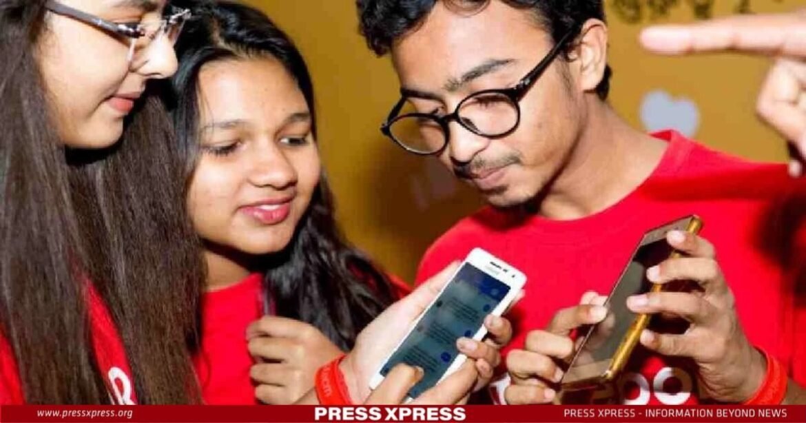 Bangladesh Sets New Record with 190 Million Mobile Phone Users