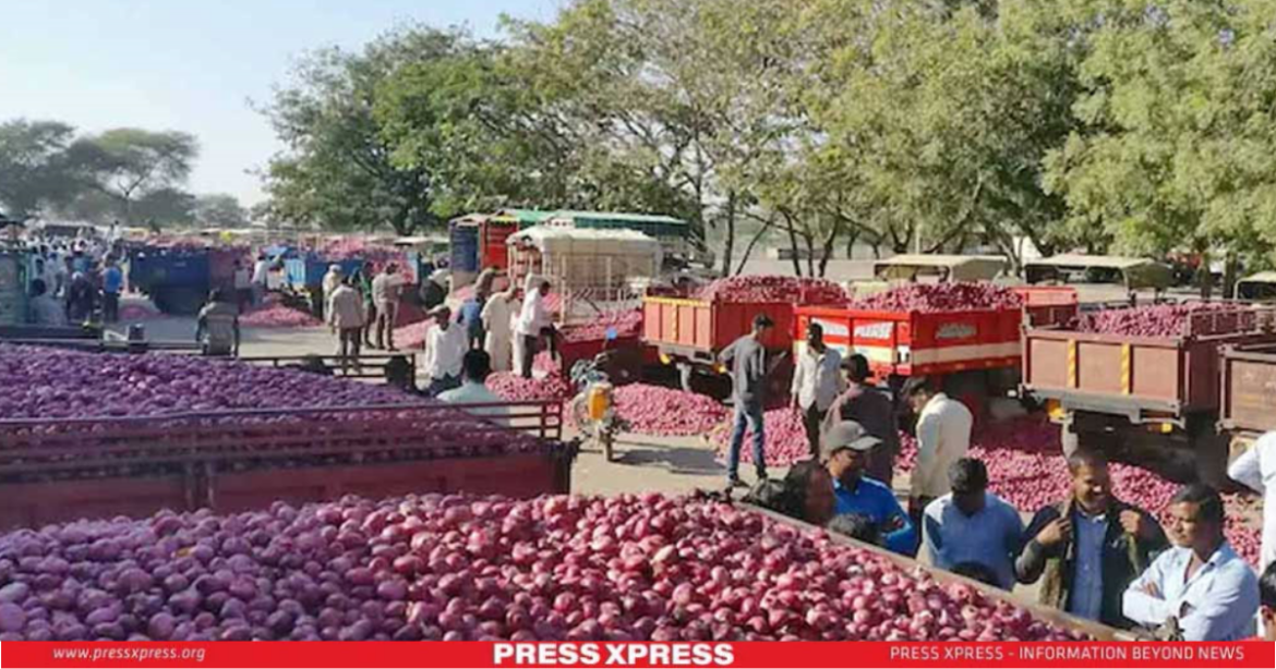 India's Decision over Onion Export Eases Bangladesh's Markets