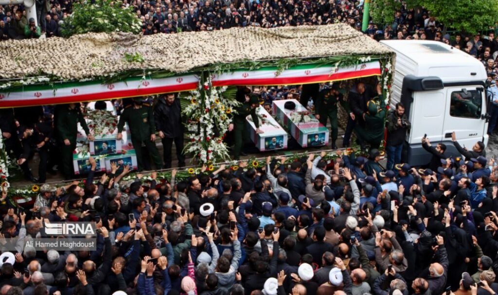 Funeral procession for copter crash martyrs in Iran’s Tabriz