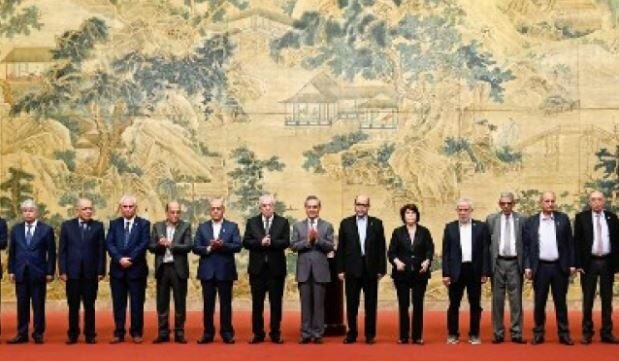 Hamas, Fatah sign landmark declaration in Beijing