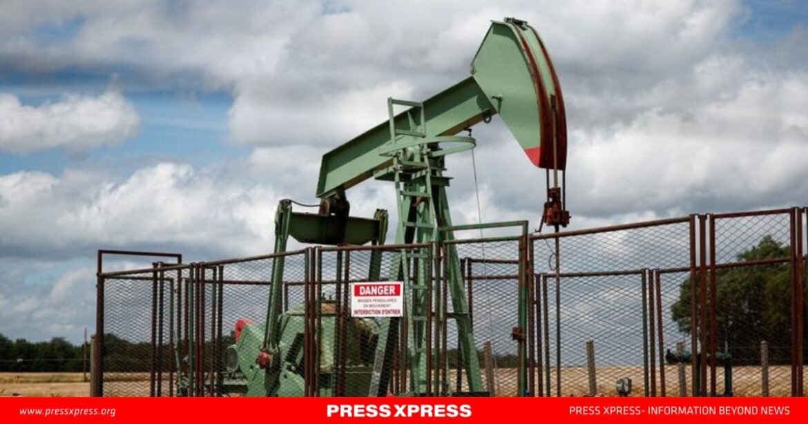 Colder Weather and Sanction Threats Propel Oil to Multi-Month Highs